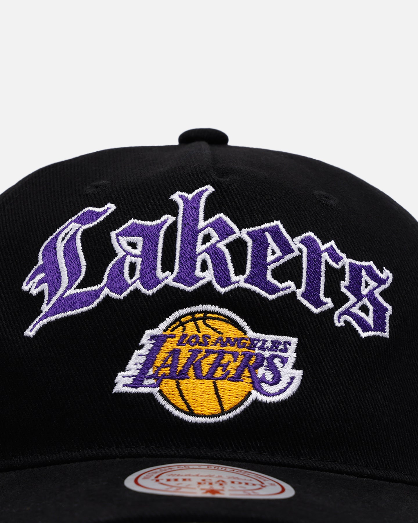 Mitchell & Ness Los Angeles Lakers 'Old English' Caddy Fit
