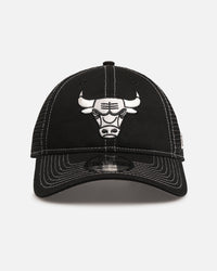 New Era Chicago Bulls 'Contrast Chrome' 9TWENTY Casual Trucker Strapback Black