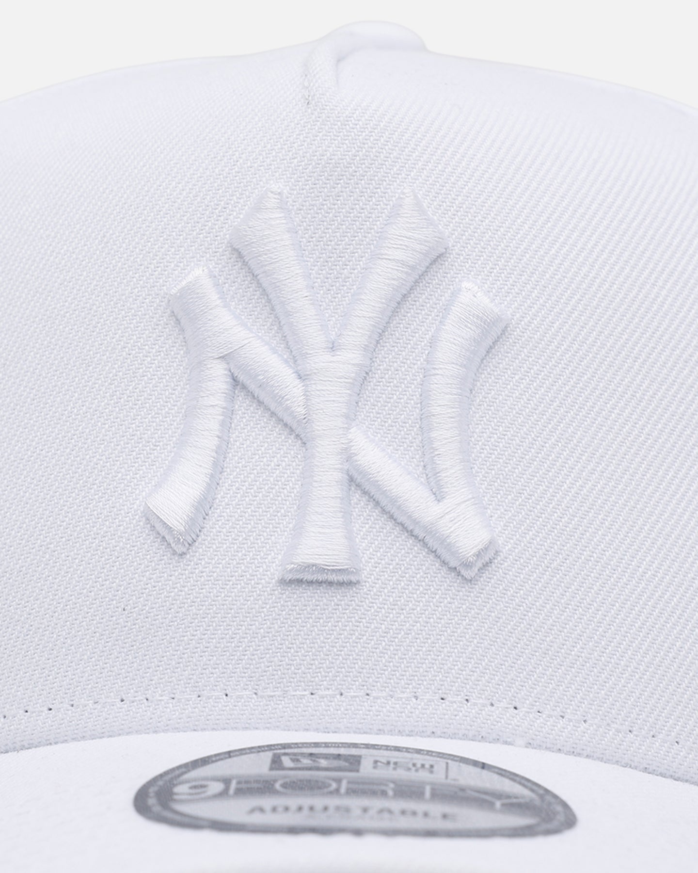 New Era New York Yankees 'Easy White' 9FORTY A-Frame Snapback