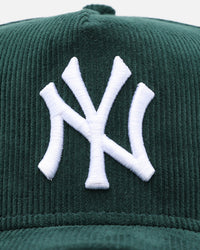 New Era New York Yankees 'Dark Green Cord' 9FORTY A-Frame Corduroy Snapback Dark Green
