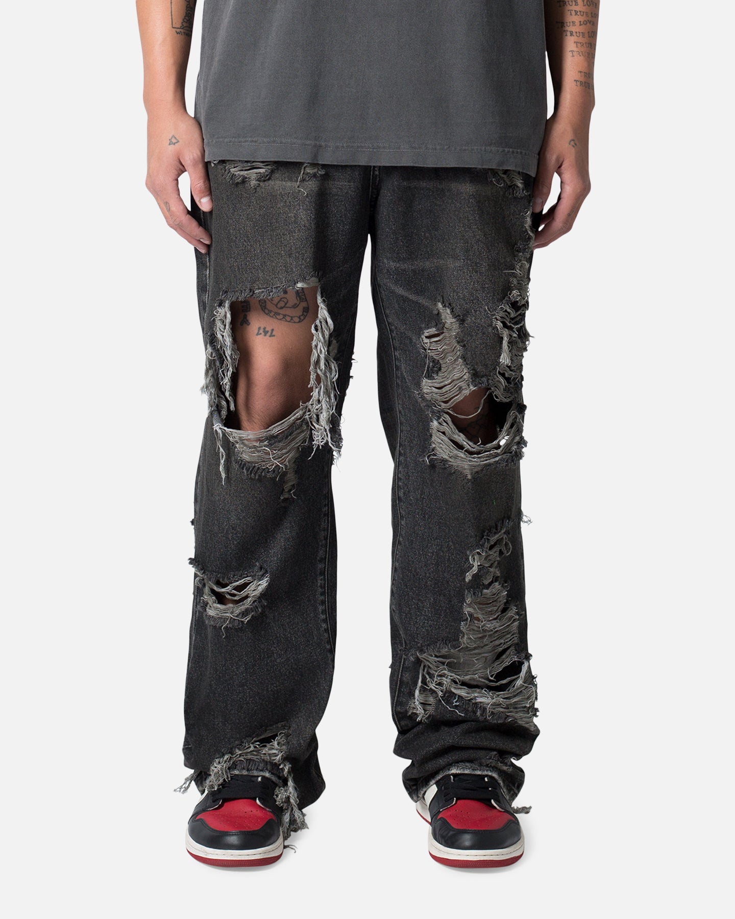 MNML Ultra Baggy Decimated Denin Jeans Black | Culture Kings US