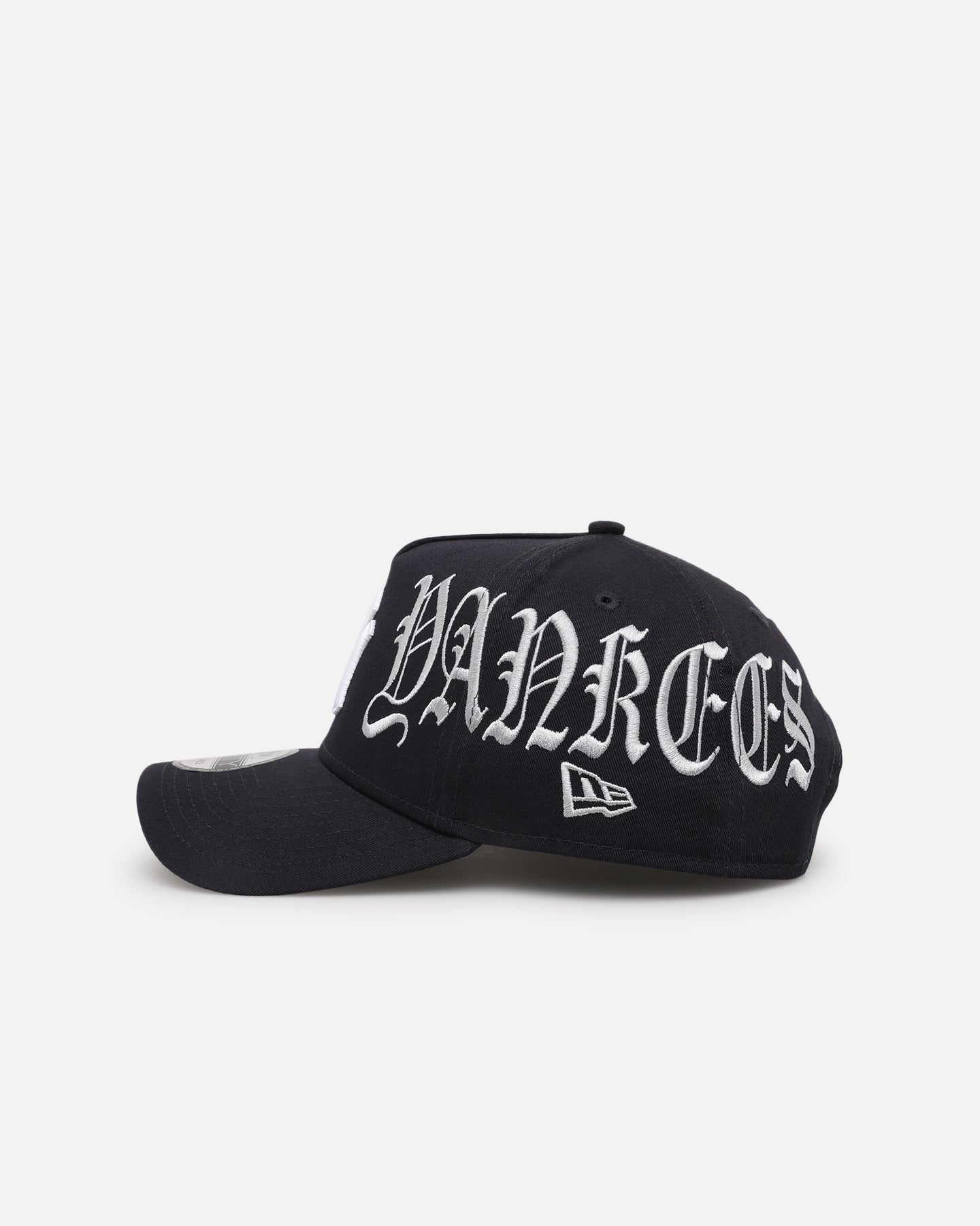 New Era New York Yankees 'Gothic Script' 9FORTY A-Frame Snapback