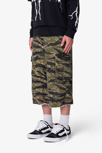 MNML Ultra Baggy Cargo Short Camo