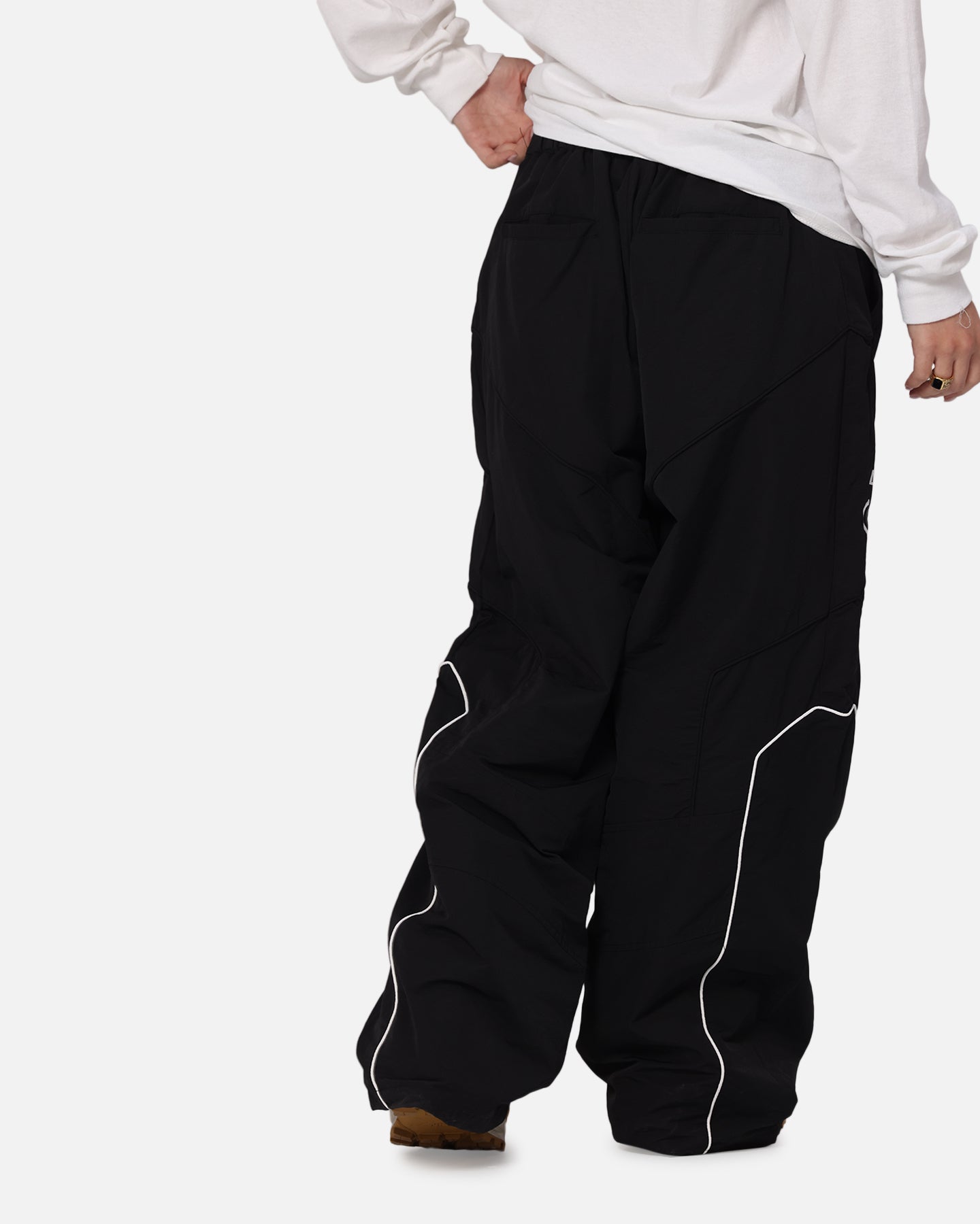 【Jent Louis】Parachute Tuck Pants black L Jent Louis】Parachute Tuck Pants black L Jent Louis 25SS 5th