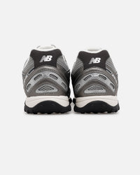 New Balance 204 Dark Silver