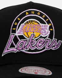 Mitchell & Mess Los Angeles Lakers 'City Of Champions' Pro Pinch Snapback Black