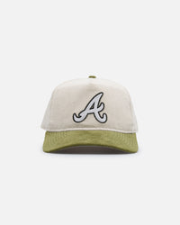 New Era Atlanta Braves  'Dusty Olive Corduroy' Golfer Pre-Curved Snapback Green Med