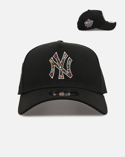 New Era  New York Yankees 'Floral Forever' 9FORTY A-Frame Snapback Black