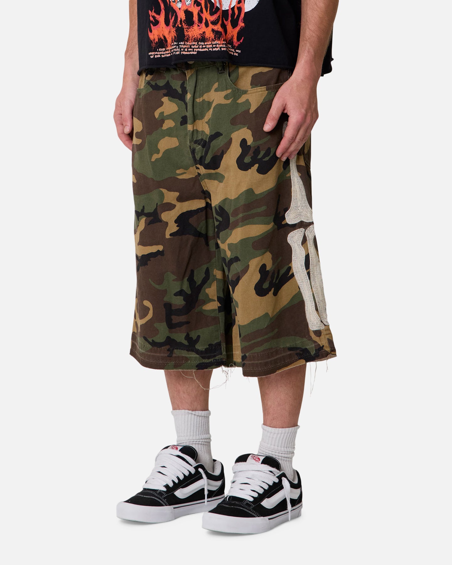 MNML Ultra Baggy Bone Shorts Camo | Culture Kings US