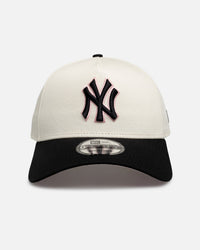 New Era New York Yankees "Chrome Black Pink" 9Forty A-Frame Snapback White
