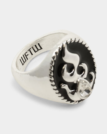 Wild For The Weekend Flame Signet Ring (Medium) Silver