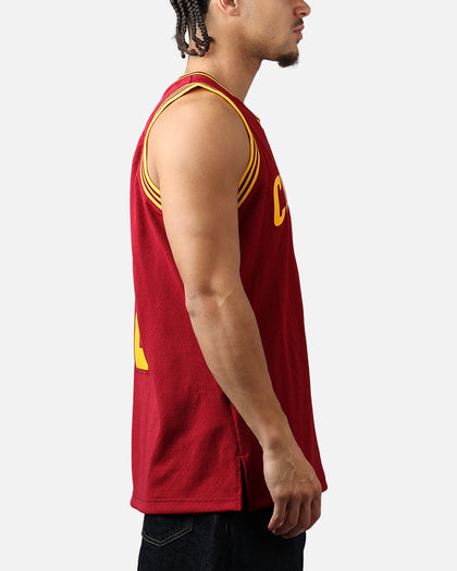 Mitchell & Ness Cleveland Cavaliers LeBron James #23 '15 Road Swingman Jersey Cardinal