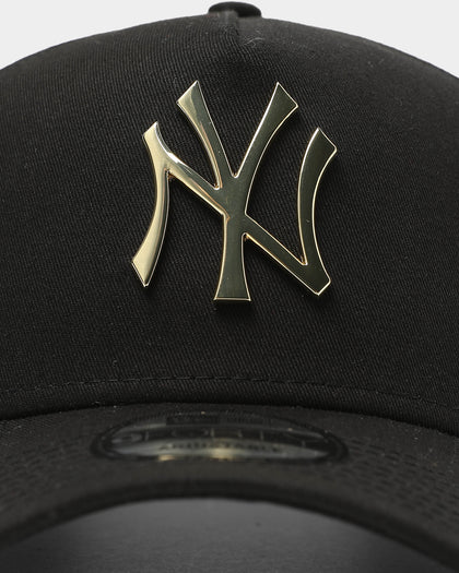New Era New York Yankees 'Metal Badge' 9FORTY A-Frame Black/Gold Metal