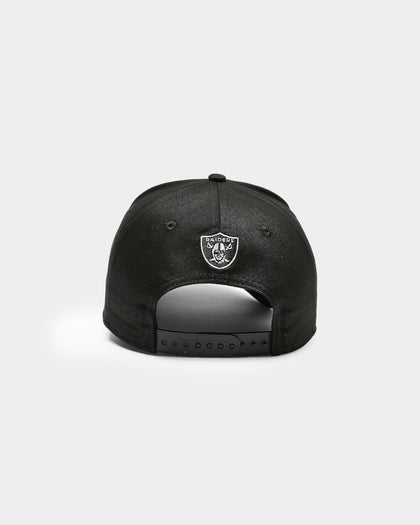 New Era Las Vegas Raiders 'Goth Script' 9FORTY K-Frame Snapback Black/White