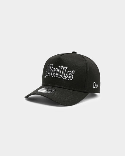 New Era Chicago Bulls 9FORTY K-Frame Goth Script Snapback Black/White