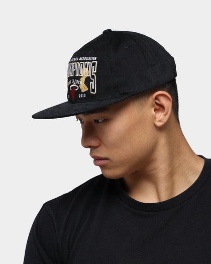 Mitchell & Ness Miami Heat Champions Deadstock Snapback Black
