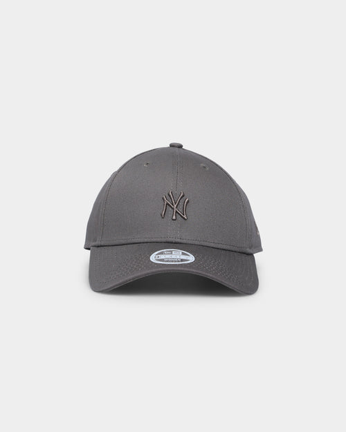New Era Women's New York Yankees 'Falcon Desert' 9FORTY Casual Classic Strapback Grey