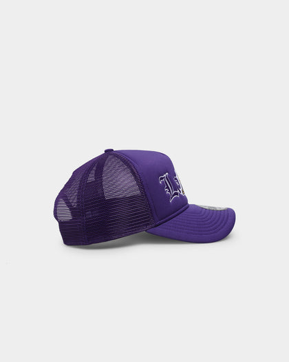 New Era Los Angeles Lakers 'Gothic Script' Foam Front 9FORTY A-Frame Trucker Snapback Original Team Colours