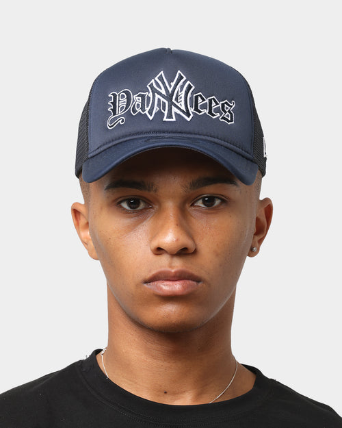 New Era New York Yankees 'Gothic Script' Foam Front 9FORTY A-Frame Trucker Snapback Original Team Colours