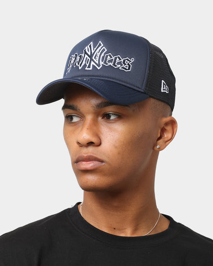 New Era New York Yankees 'Gothic Script' Foam Front 9FORTY A-Frame Trucker Snapback Original Team Colours