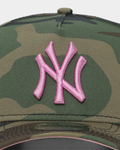 New Era New York Yankees "Camo Twist" 9FORTY A-Frame Snapback Camo Pink