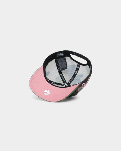 New Era Atlanta Braves "Camo Twist" 9FORTY A-Frame Trucker Snapback Camo Pink