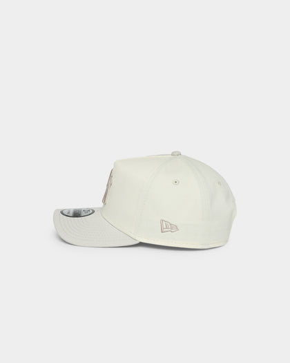 New Era New York Yankees 9FORTY A-Frame Snapback Chrome White