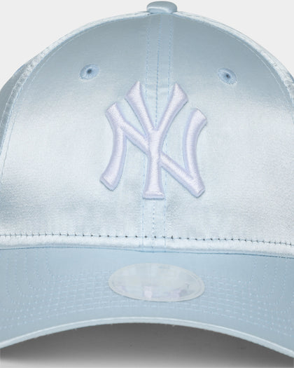 New Era Women's New York Yankees 'Satin' 9FORTY Cloth Strapback Baby Blue