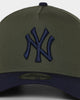 New Era New York Yankees 9FORTY A-Frame Snapback Olive