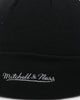 Mitchell & Ness Chicago Bulls Metallic Logo Cuff Knit Beanie Black
