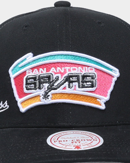 Mitchell & Ness San Antonio Spurs 'City Love' Pro Crown Snapback Original Team Colours