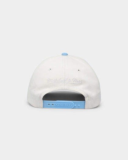 Mitchell & Ness UNC Go Team Pro Crown Snapback Off White