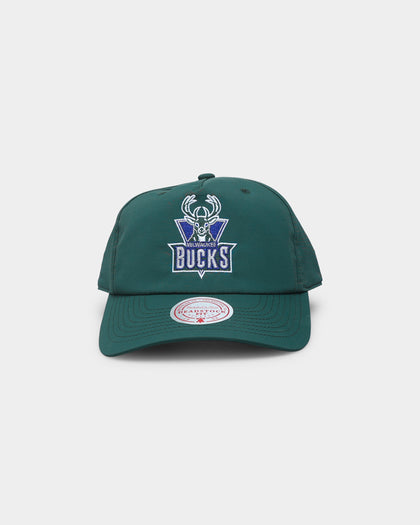 Mitchell & Ness Milwaukee Bucks 'Nylon Hardwood Classics Logo' Deadstock Snapback Original Team Colours