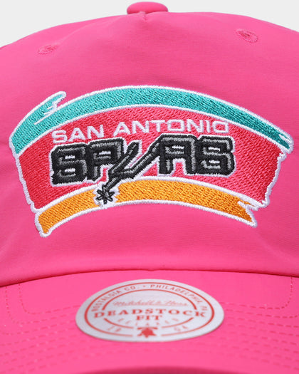 Mitchell & Ness San Antonio Spurs  'Nylon Hardwood Classics Logo' Deadstock Snapback Original Team Colours