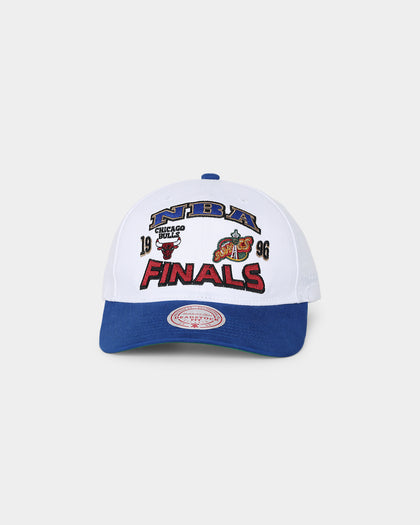 Mitchell & Ness '96 Chicago Bulls VS Seattle Sonics '1996 Bulls VS Sonics NBA Finals' Deadstock Snapback White