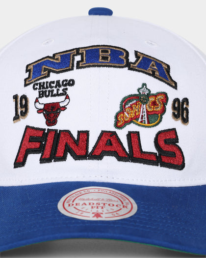 Mitchell & Ness '96 Chicago Bulls VS Seattle Sonics '1996 Bulls VS Sonics NBA Finals' Deadstock Snapback White