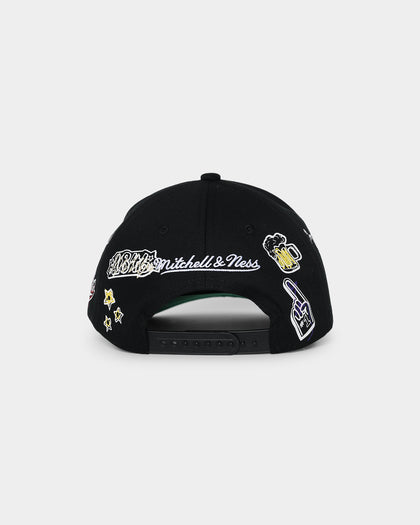 Mitchell & Ness Milwaukee Bucks 'Hand Drawn Doodle' Pro Crown Snapback Black
