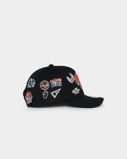 Mitchell & Ness New York Knicks 'Hand Drawn Doodle' Pro Crown Snapback Black