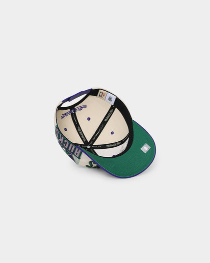 Mitchell & Ness Milwaukee Bucks '90s Training Camp' Pro Crown Snapback Cream