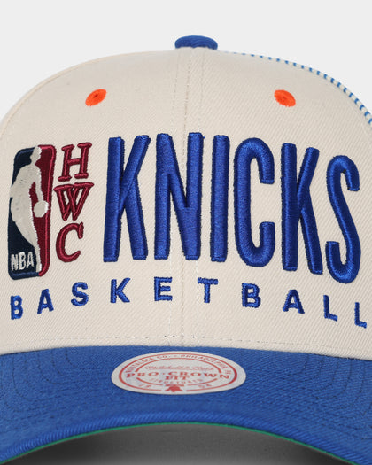 Mitchell & Ness New York Knicks '90s Training Camp' Pro Crown Snapback Cream
