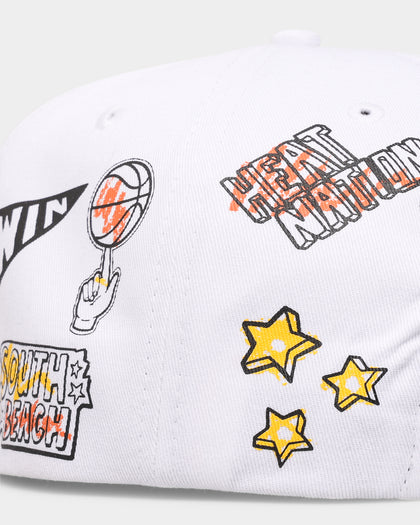 Mitchell & Ness Miami Heat 'Hand Drawn' Original Fit Snapback White
