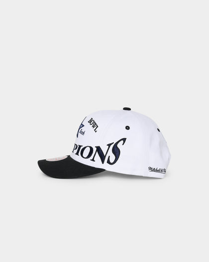 Mitchell & Ness Dallas Cowboys Back-To-Back Super Bowl Champions 'Dallas Cowboys Champs' Pro Crown Snapback Vintage White