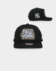 New Era New York Yankees 'Retro Black Prolight' Golfer Snapback Black