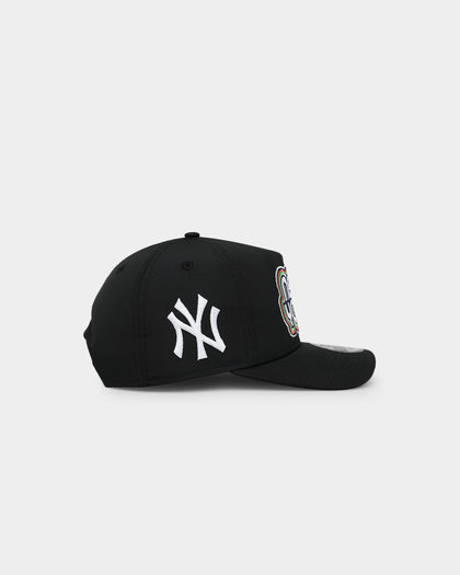 New Era New York Yankees 'Retro Black Prolight' Golfer Snapback Black