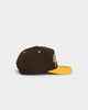 New Era San Diego Padres '2Tone Team Script' Golfer Snapback Original Team Colours