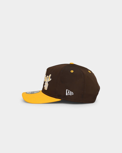 New Era San Diego Padres '2Tone Team Script' Golfer Snapback Original Team Colours