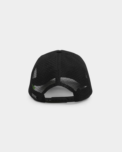 PYRA Soho Trucker Snapback Black/Pink