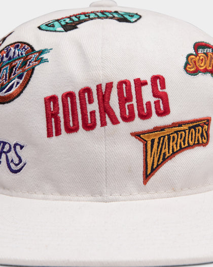 Mitchell & Ness All Star West Deadstock Snapback White