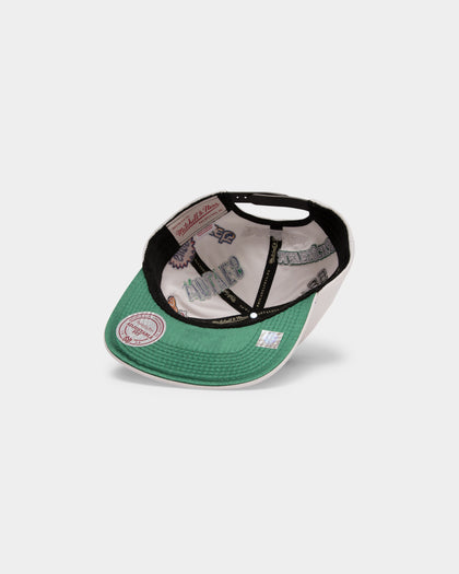 Mitchell & Ness All Star West Deadstock Snapback White