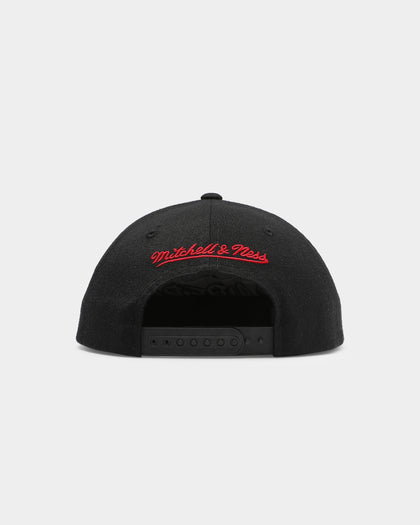 Mitchell & Ness Chicago Bulls Retro Stack Deadstock Snapback Black/OTC